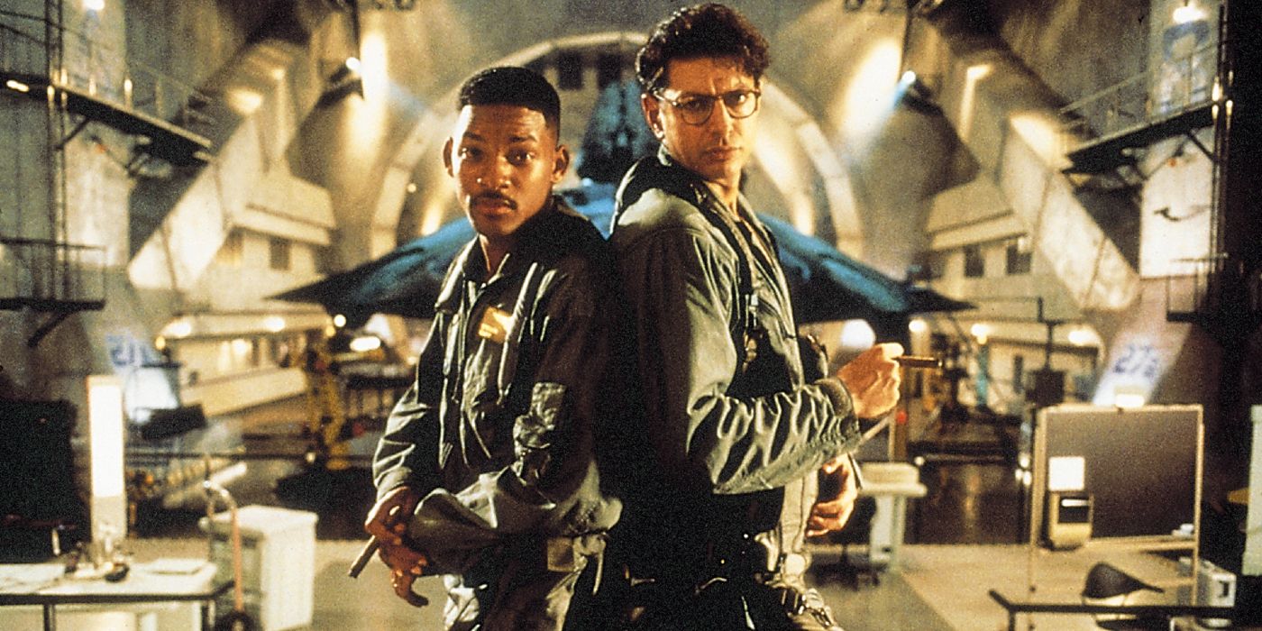 Still shot from the film Independence Day with Will Smith and Jeff Goldblum